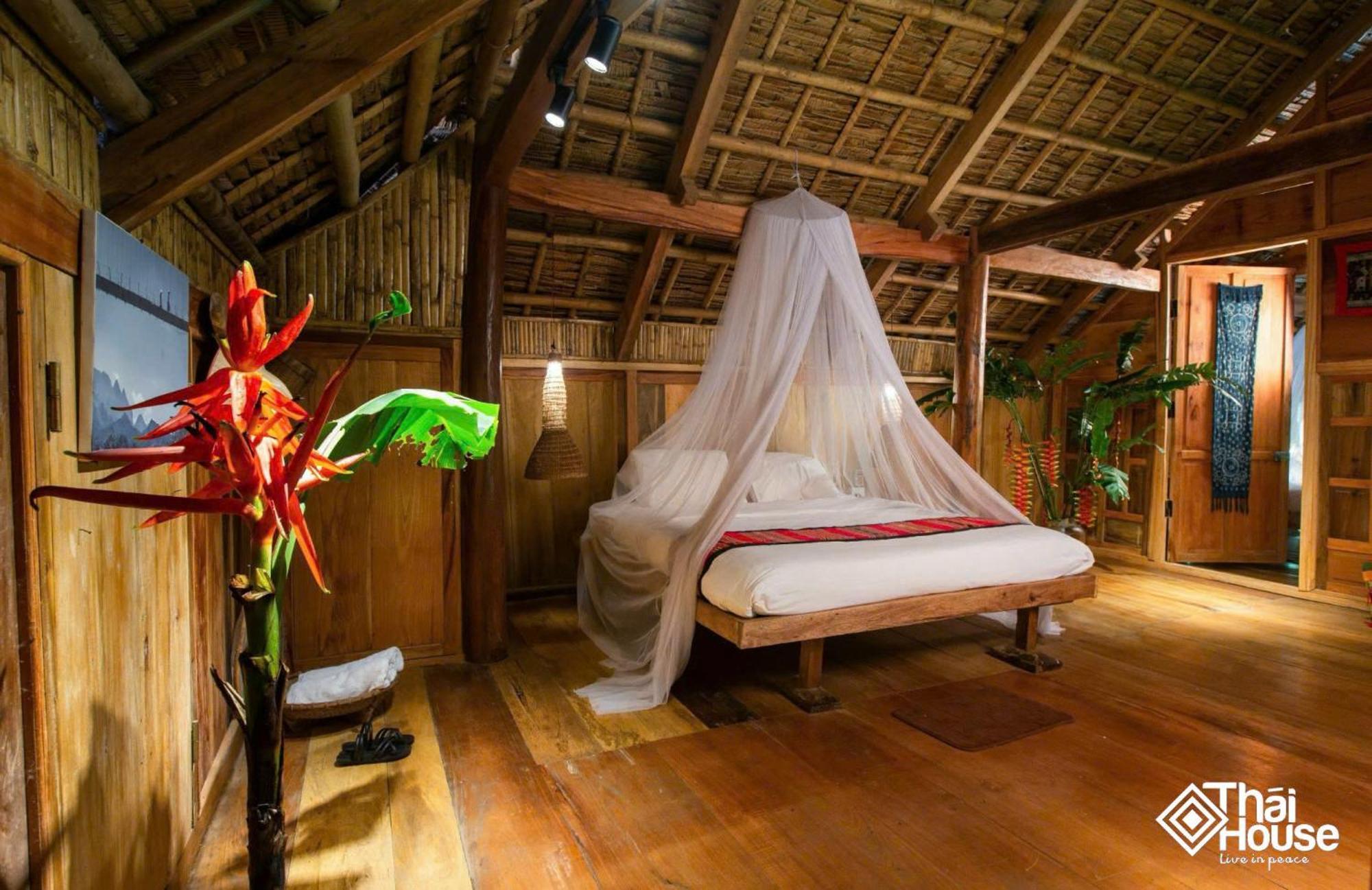 Thai House Pu Luong - Century Old Stilt House With Terrace Views Huong Ba Thuoc Exterior foto